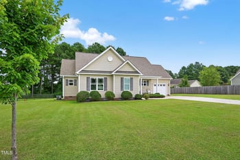 1726 Ballard Rd, Fuquay Varina, NC 27526