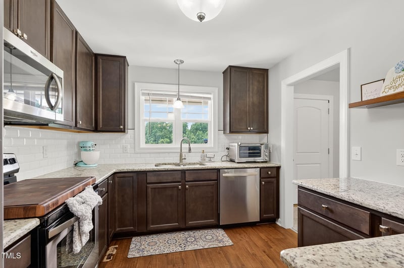 1726 Ballard Rd, Fuquay Varina, NC 27526
