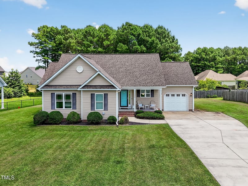 1726 Ballard Rd, Fuquay Varina, NC 27526