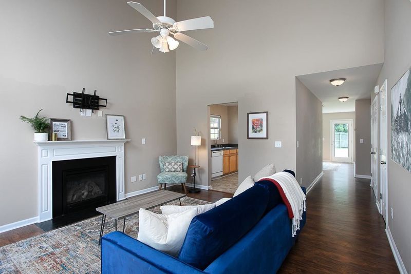 1726 Great Bend Dr, Durham, NC 27704