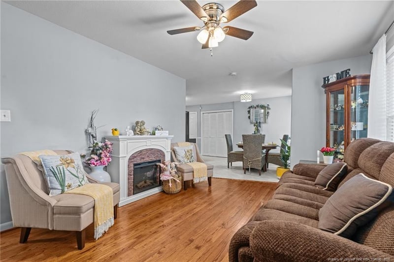 1726 Martindale Dr, Fayetteville, NC 28304