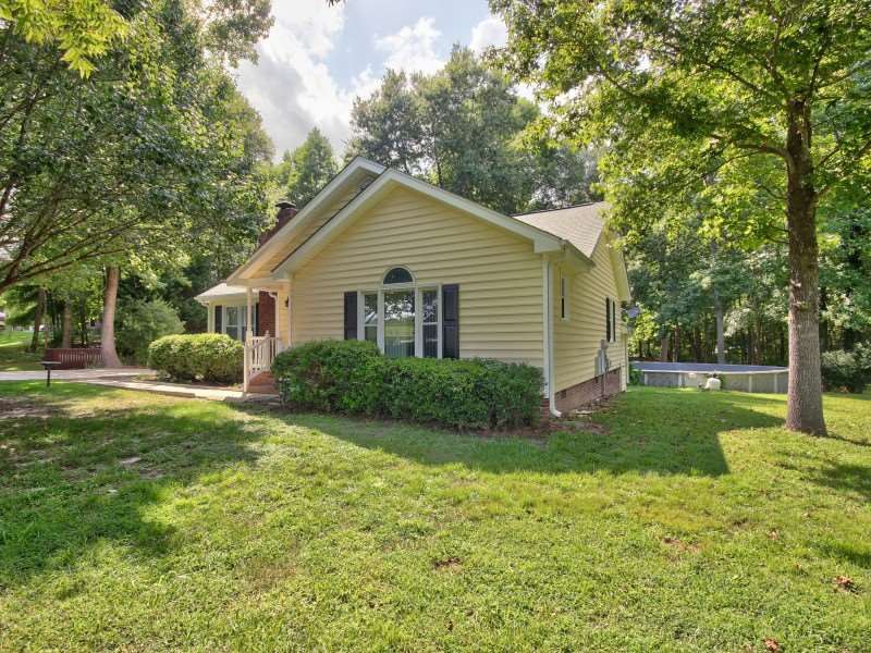 1726 Ranch Rd, Clayton, NC 27520
