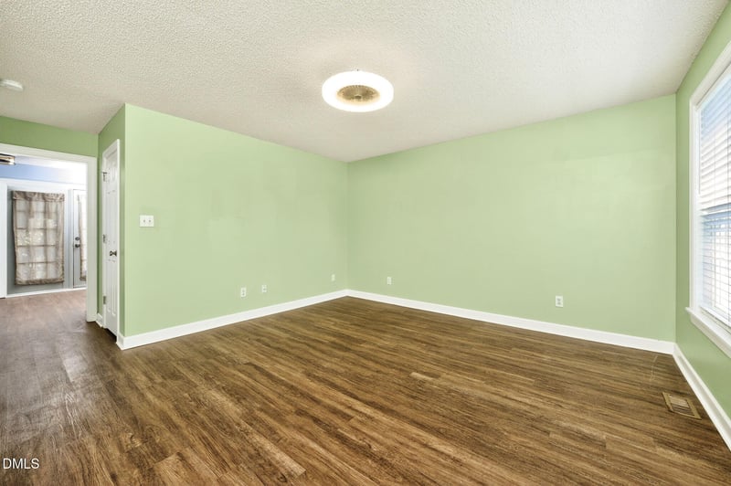 1726 Stroll Cir, Fuquay Varina, NC 27526