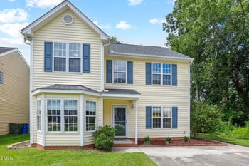 1727 Crag Burn Ln, Raleigh, NC 27604