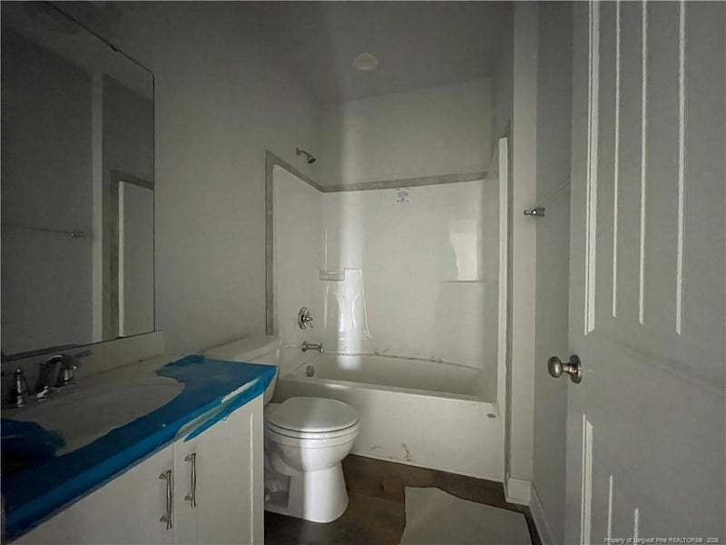 1727 Man O War Dr, Hope Mills, NC 28348