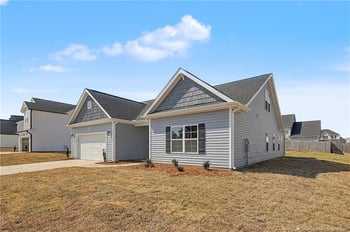 1727 Man O War Dr, Hope Mills, NC 28348