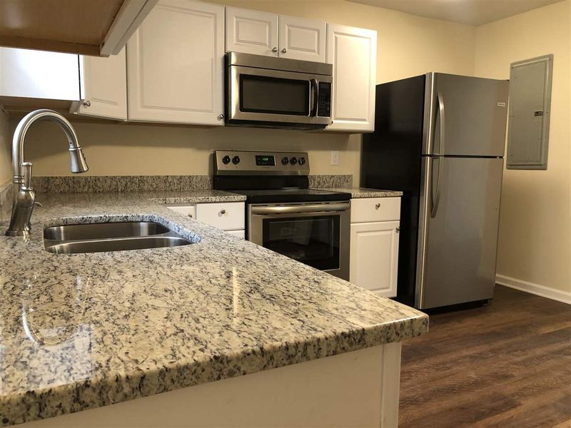 1727 Morehead Ave #101, Durham, NC 27707