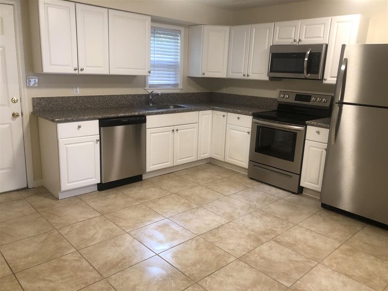 1727 Morehead Ave #103, Durham, NC 27707