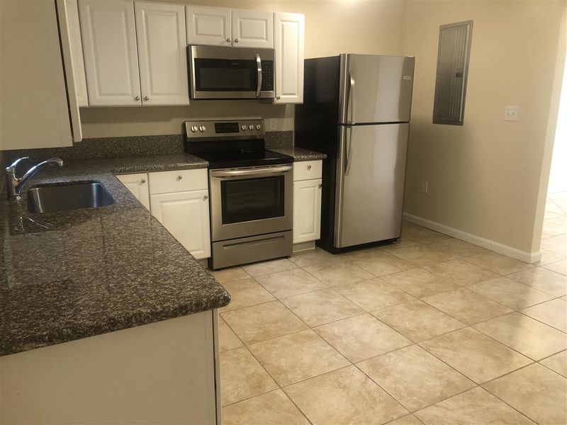 1727 Morehead Ave #103, Durham, NC 27707