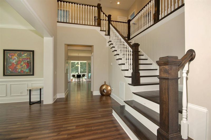1728 SE Cary Pw, Raleigh, NC 27606