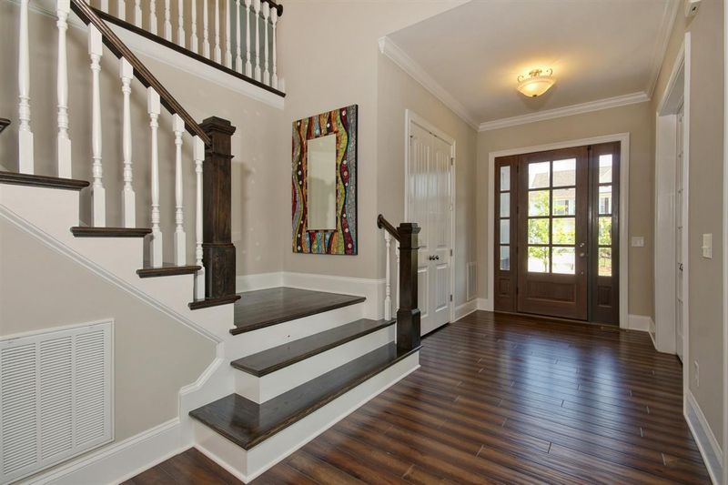 1728 SE Cary Pw, Raleigh, NC 27606