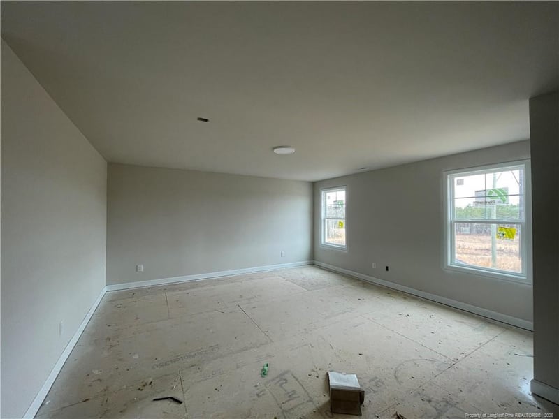 1728 Man O War Dr, Hope Mills, NC 28348