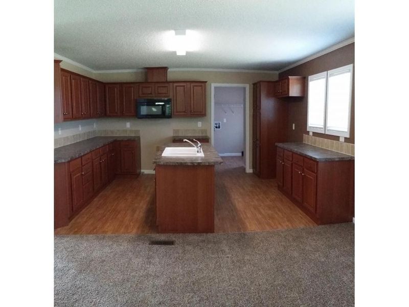 1728 Vinson Rd, Burlington, NC 27217