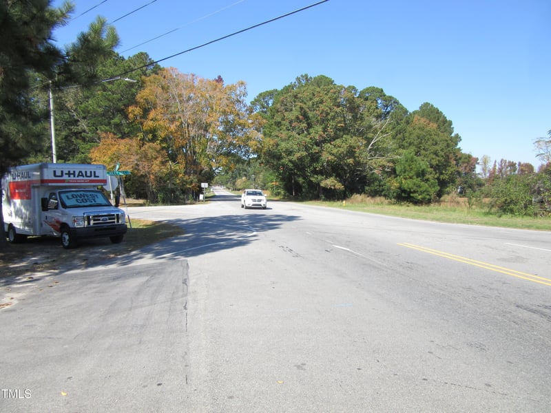 1729 N Arendell Ave, Zebulon, NC 27597