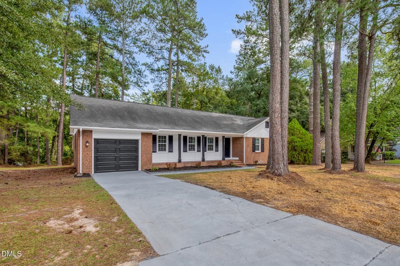 1729 Boros Dr, Fayetteville, NC 28303