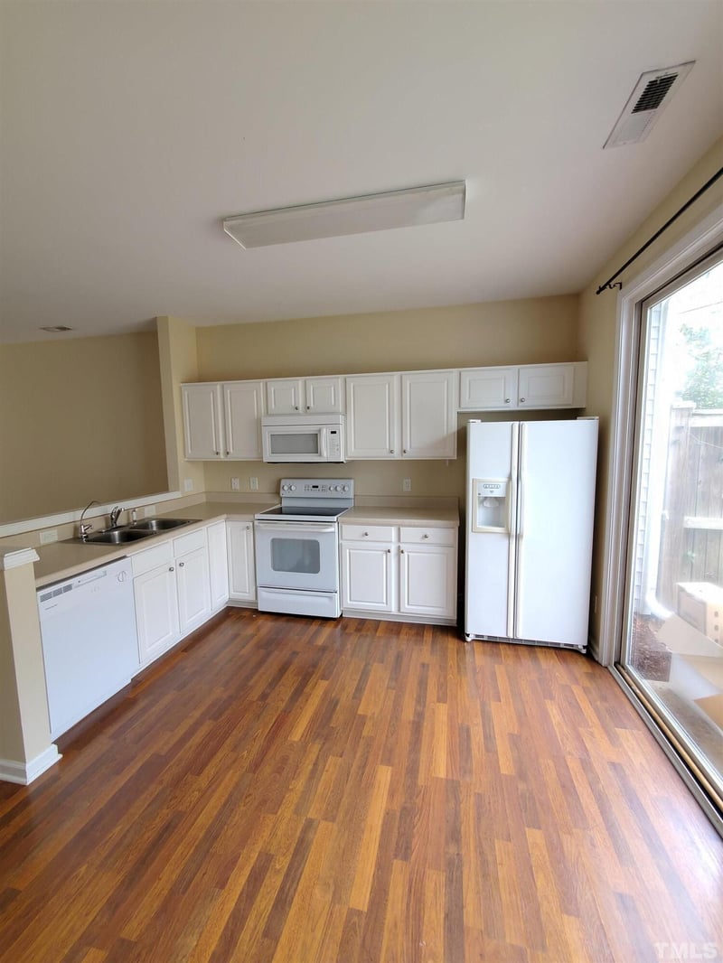 1729 Grace Brook Rd, Raleigh, NC 27609