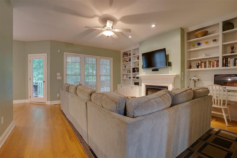 1729 Gracechurch St, Wake Forest, NC 27587