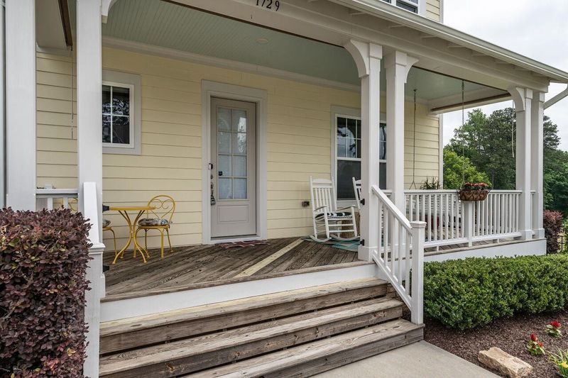 1729 Highpoint St, Wake Forest, NC 27587