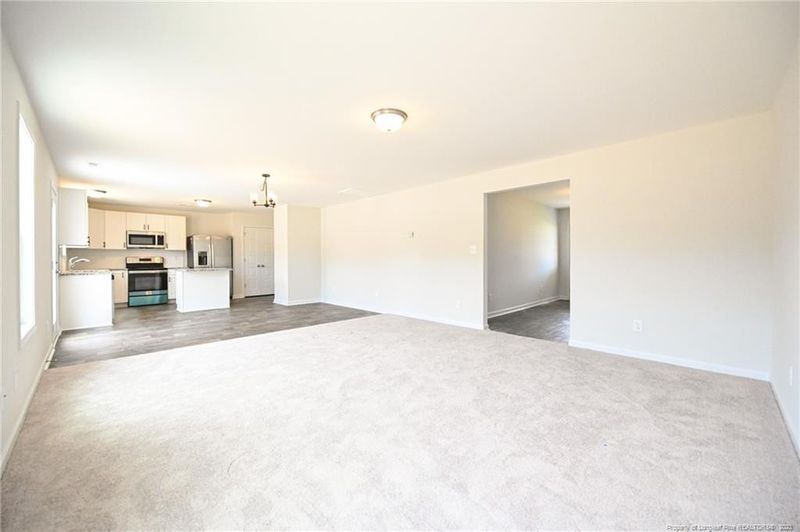 1729 Ramsdale Rd, Hope Mills, NC 28348