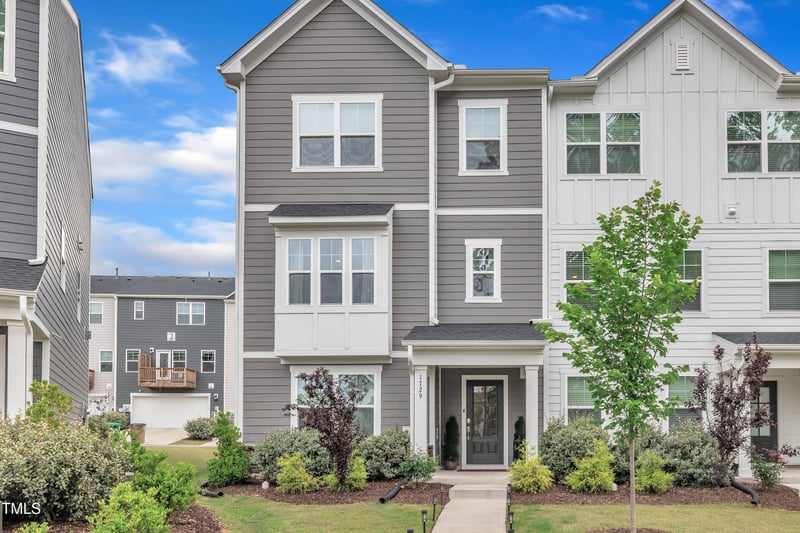 1729 Starlit Sky Ln, Cary, NC 27519