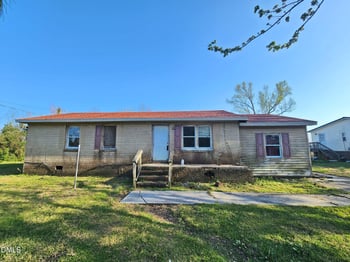 1729 Swamp Rd, Engelhard, NC 27824