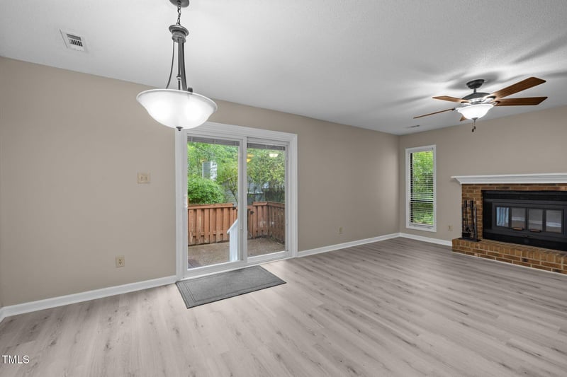 173 Clancy Cir, Cary, NC 27511