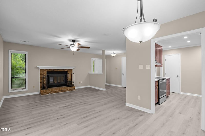 173 Clancy Cir, Cary, NC 27511
