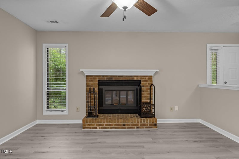 173 Clancy Cir, Cary, NC 27511