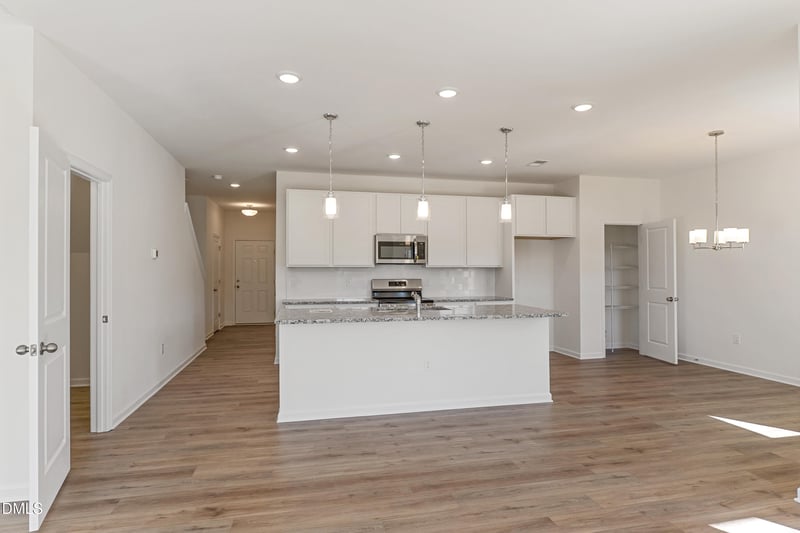 173 Courtside Dr, Dunn, NC 28334