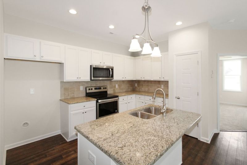173 Highmeadow Ln, Clayton, NC 27520