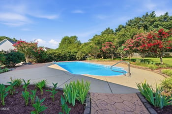 173 Solomon Cir, Four Oaks, NC 27524