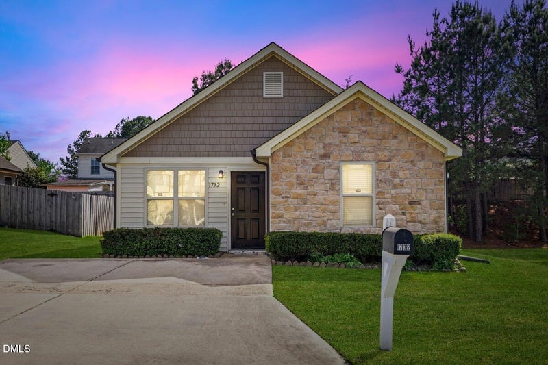1732 Great Bend Dr, Durham, NC 27704