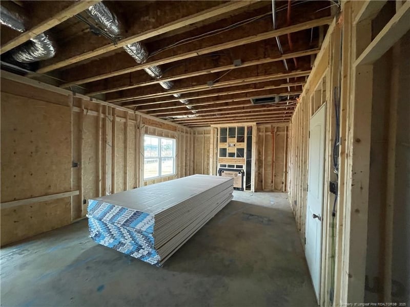 1732 Man O War Dr, Hope Mills, NC 28348