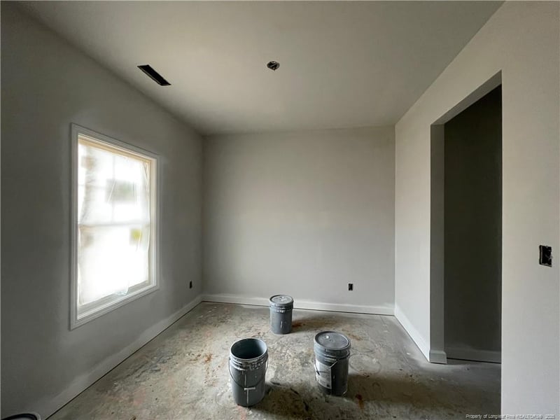 1732 Man O War Dr, Hope Mills, NC 28348