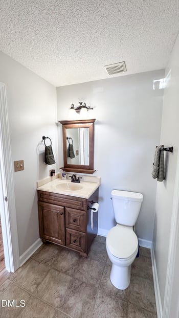 1732 Stroll Cir, Fuquay Varina, NC 27526