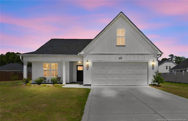 1733 Ramsdale Rd, Hope Mills, NC 28348