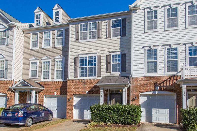 1733 Zachary Brook Ln, Raleigh, NC 27609