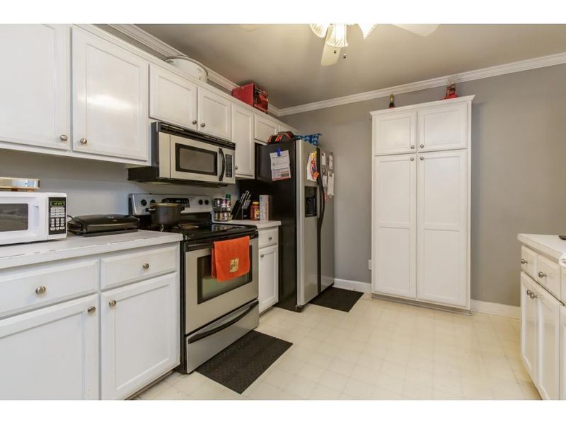 1733B Malone Rd, Burlington, NC 27215