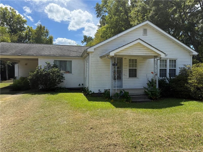 1734 Harper St, Fayetteville, NC 28312
