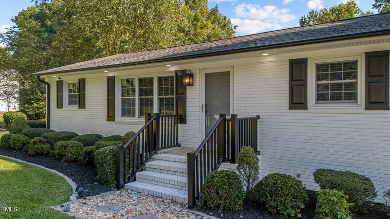 1734 N Nc 242 Hw, Benson, NC 27504