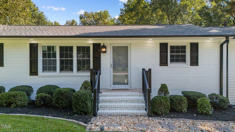 1734 N Nc 242 Hw, Benson, NC 27504