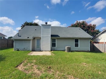 1734 Winnabow Dr, Fayetteville, NC 28304