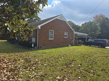 1735 Meadowbrook Ln, Wilson, NC 27893