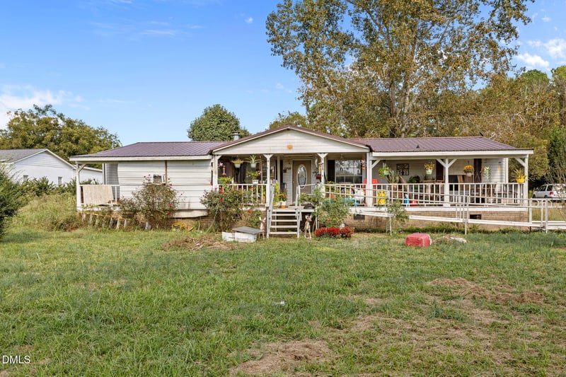 1735 Old Stage Rd, Erwin, NC 28339