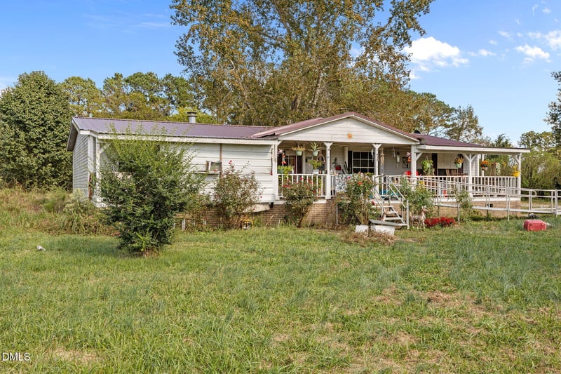 1735 Old Stage Rd, Erwin, NC 28339