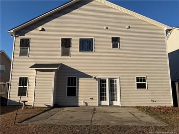 1735 Zion Dr, Fayetteville, NC 28301