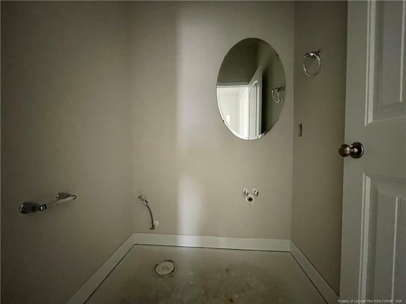 1736 Man O War Dr, Hope Mills, NC 28348