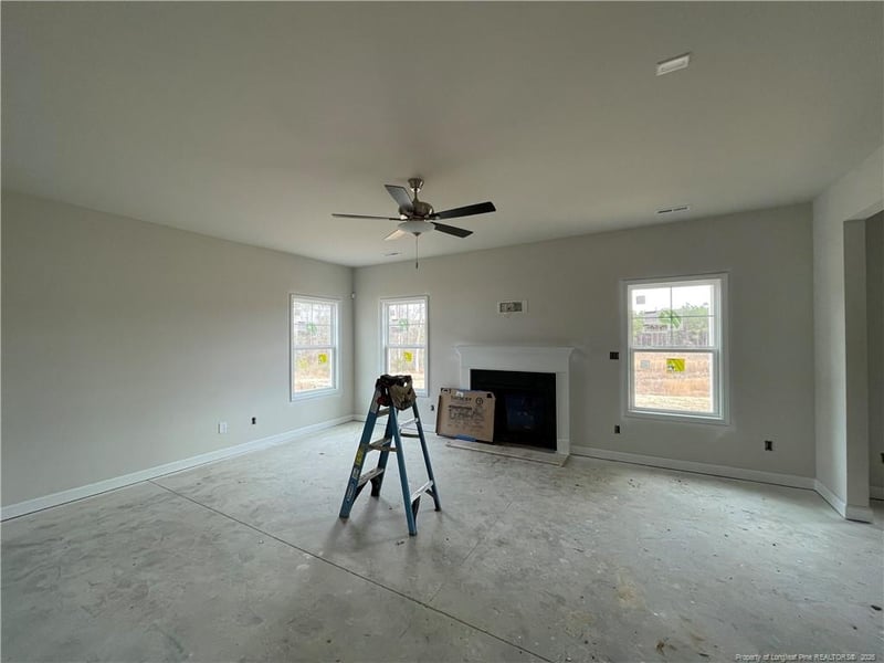 1736 Man O War Dr, Hope Mills, NC 28348