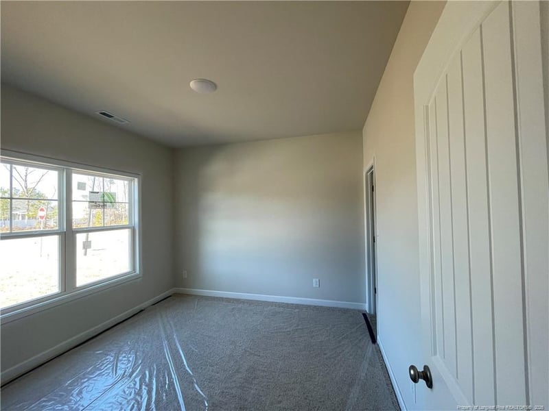 1736 Man O War Dr, Hope Mills, NC 28348