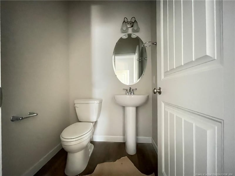 1736 Man O War Dr, Hope Mills, NC 28348